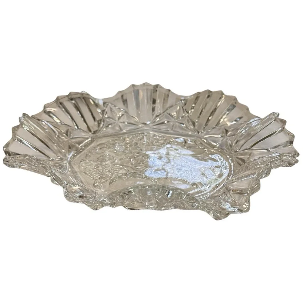 Vintage Clear Pressed Glass Fruit Bowl Grapes Apple Pear Starburst Scalloped 11